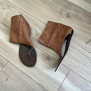 Leather Tan open toe sandal